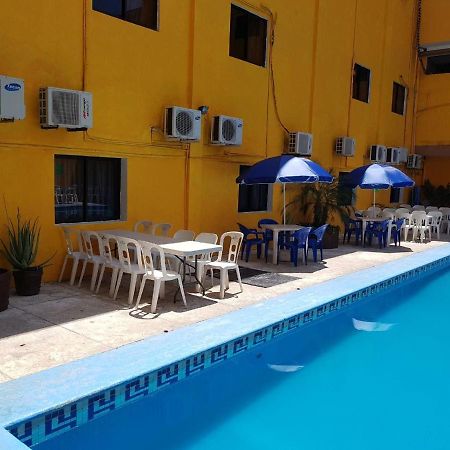 Hotel Arcos Del Parque Acayucan Exteriör bild