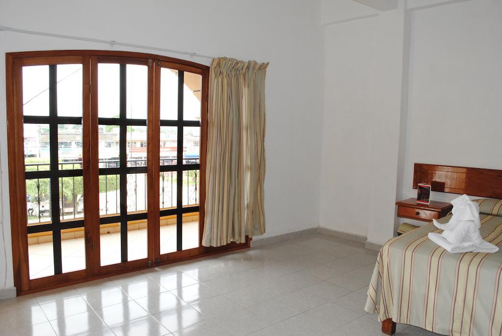 Hotel Arcos Del Parque Acayucan Exteriör bild