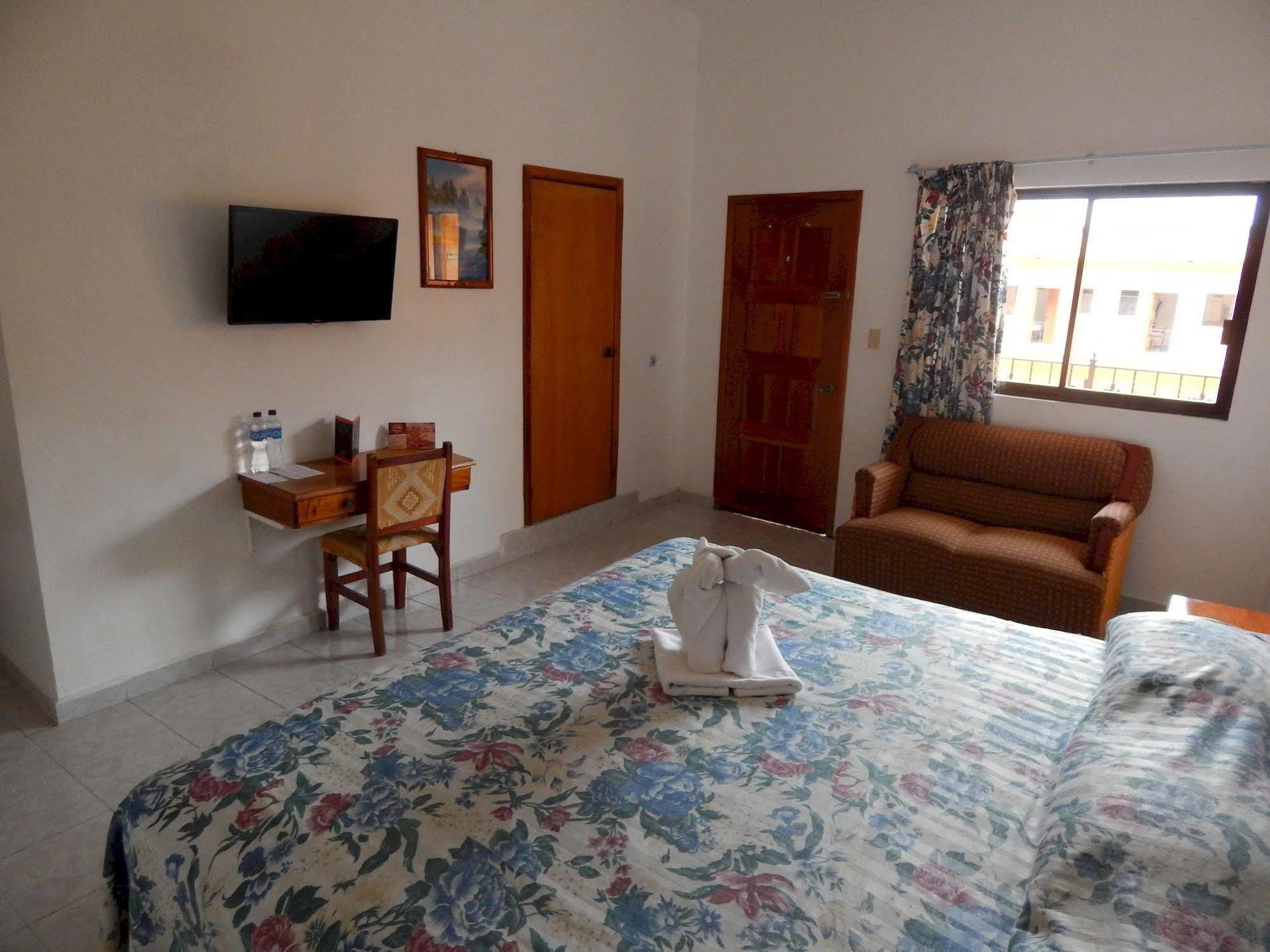 Hotel Arcos Del Parque Acayucan Exteriör bild
