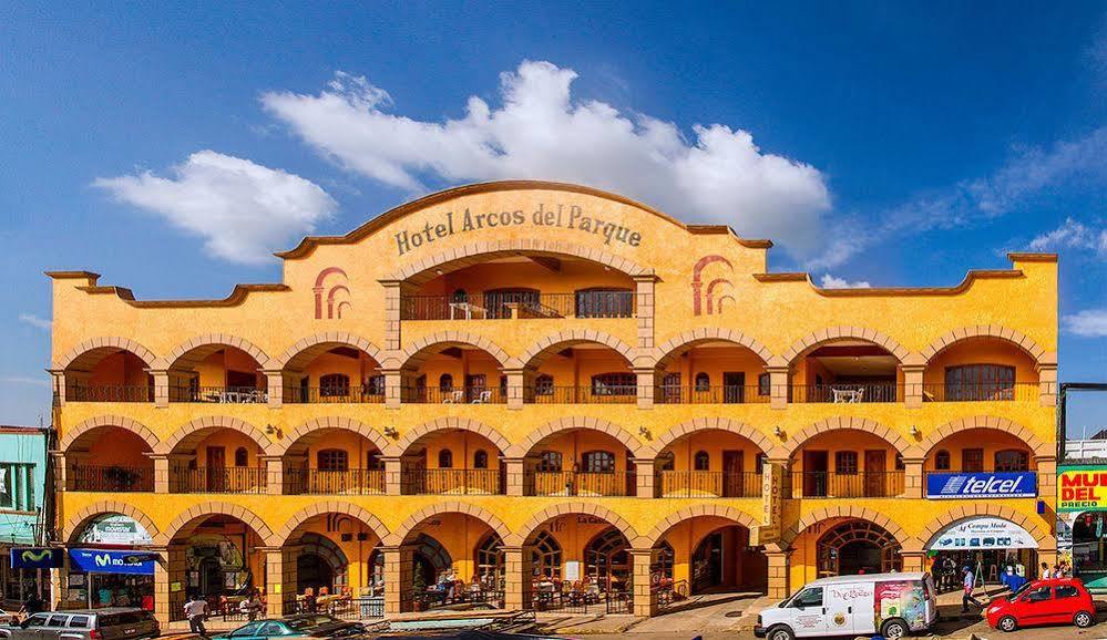 Hotel Arcos Del Parque Acayucan Exteriör bild
