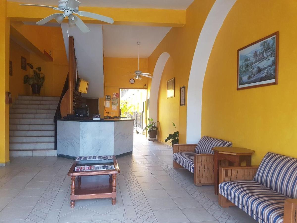 Hotel Arcos Del Parque Acayucan Exteriör bild