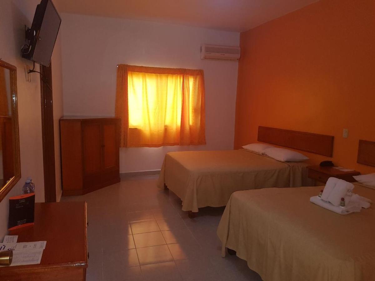 Hotel Arcos Del Parque Acayucan Exteriör bild